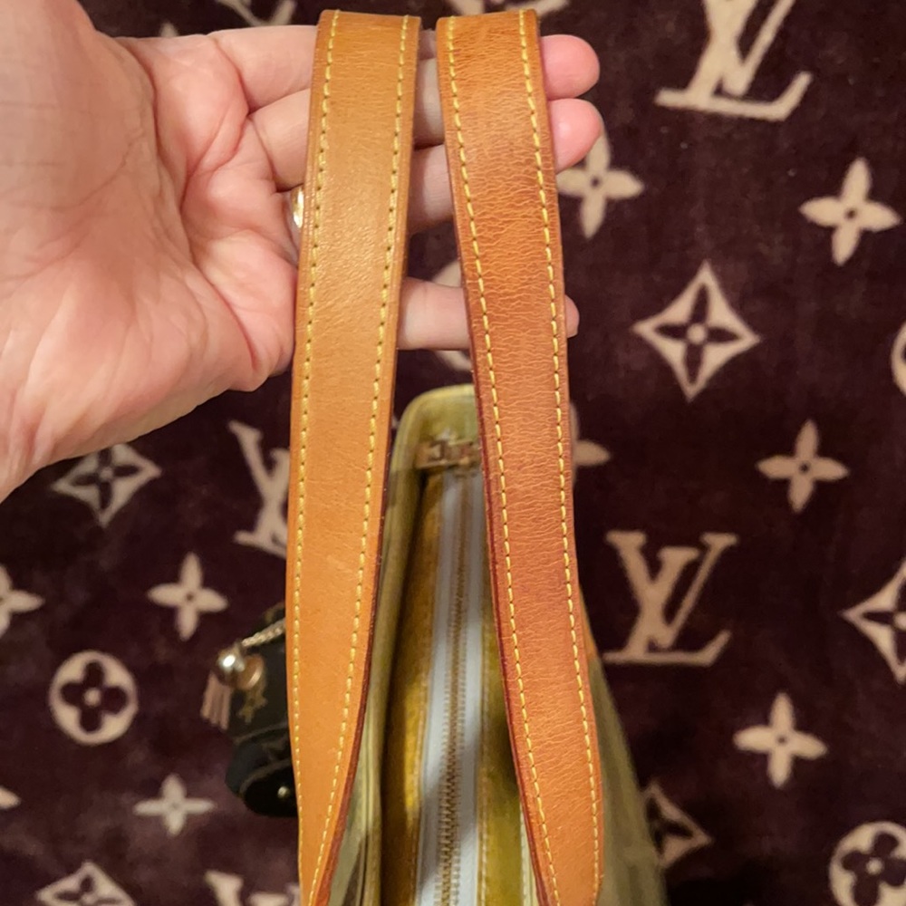 Louis Vuitton Vernis Houston - Picture 5 of 13